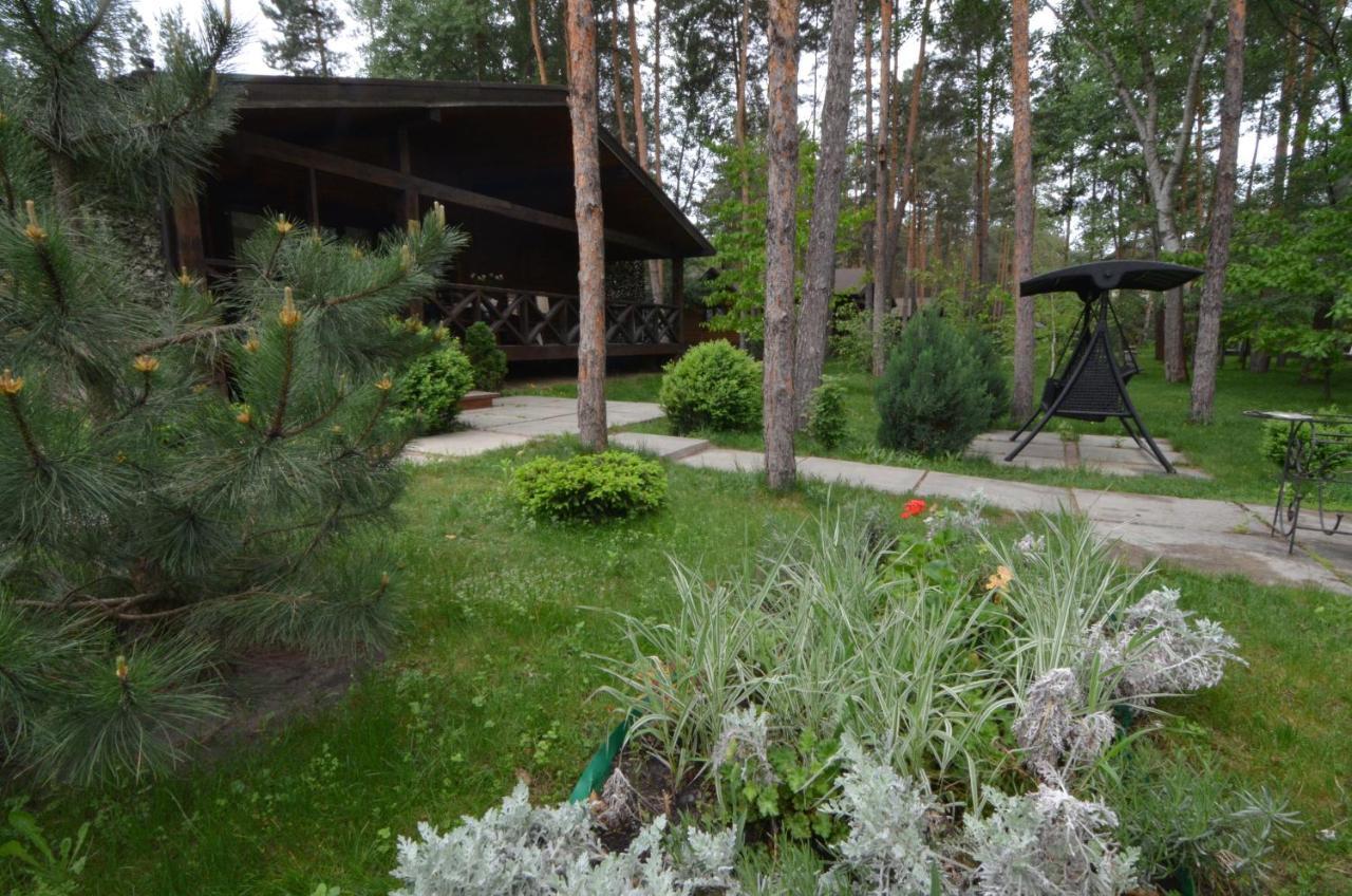 Sobi Hotel Wyschhorod Exterior foto