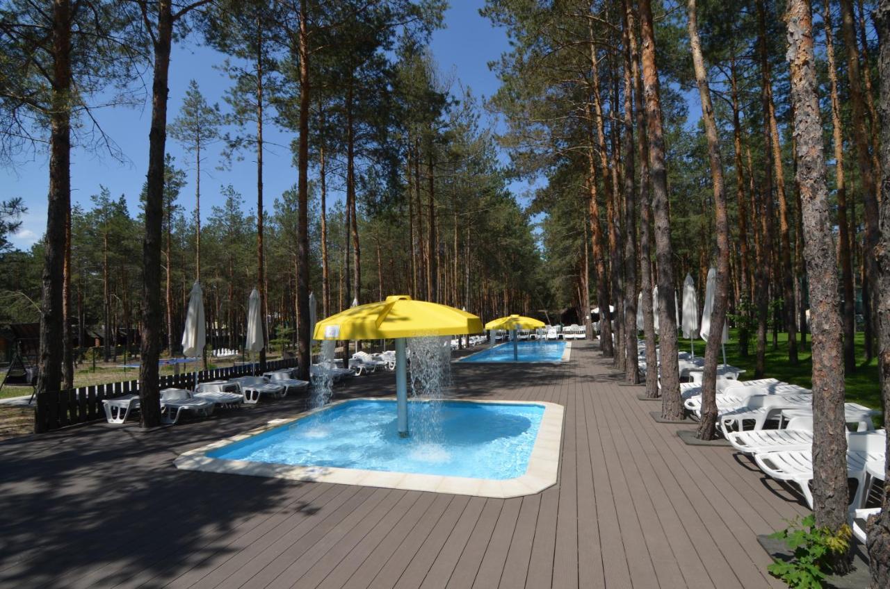 Sobi Hotel Wyschhorod Exterior foto